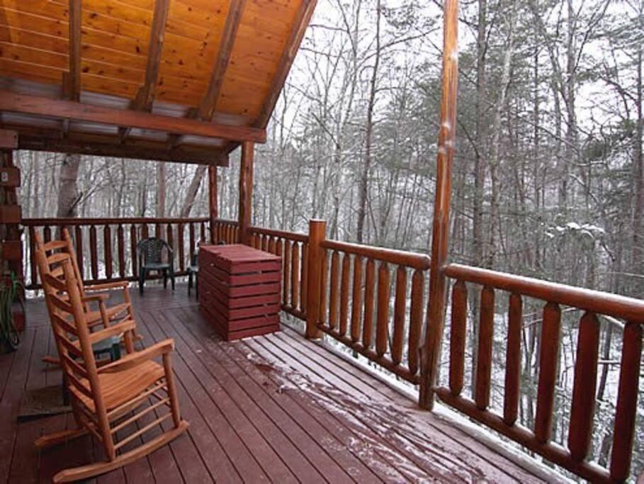 Ferienhaus Mick's Hideaway - Semi-secluded Sevierville