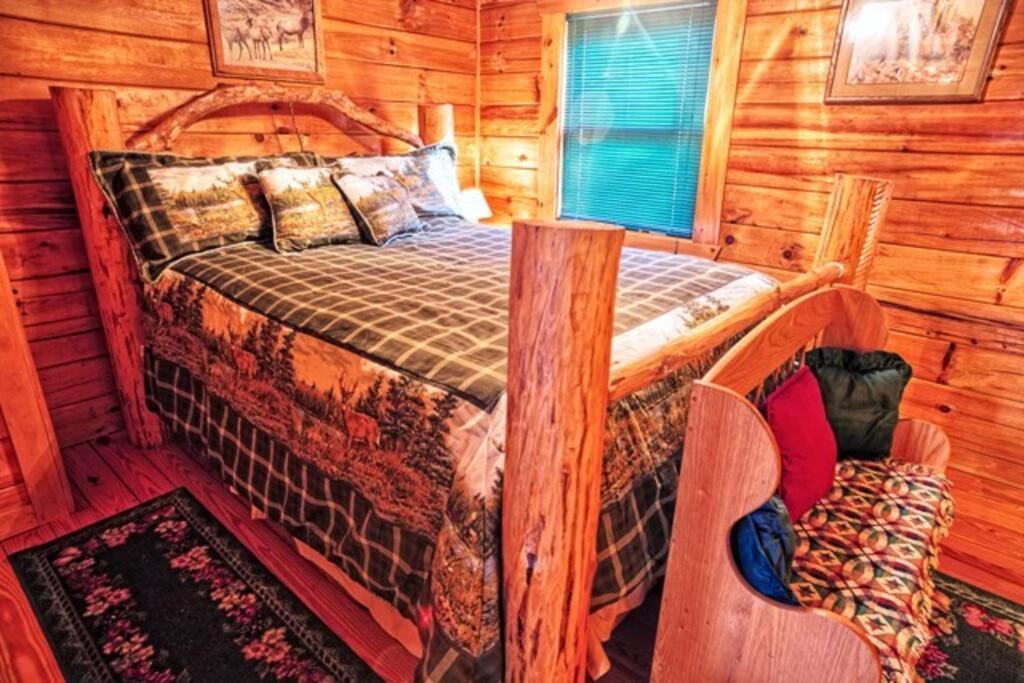 Mick's Hideaway - Semi-secluded Ferienhaus Sevierville